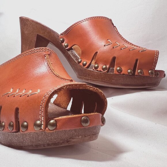 Carlo Pera-Made/Italy-Women's Slip on Clogs-Orange Leather-Sz 7-Studs-Wood-Open - Picture 7 of 16